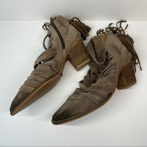 Jeffrey Campbell Taupe Suede Tassel Strappy Boots Size 8 - Picture 2 of 7